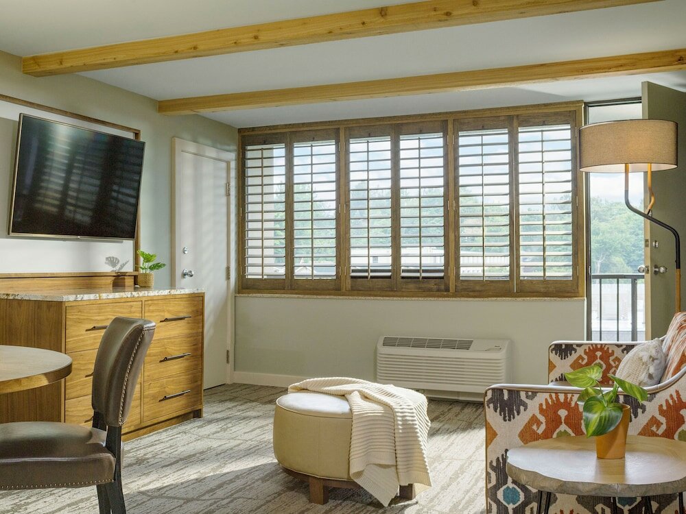 Фото High Peaks Resort