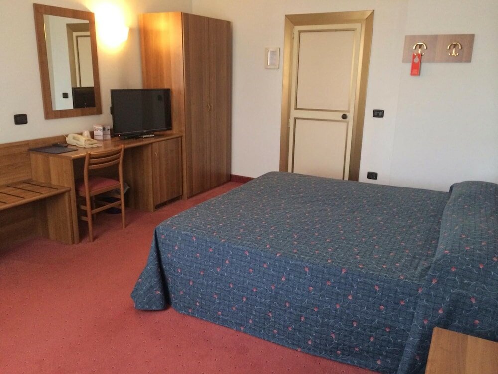 Фото Hotel Arcobaleno