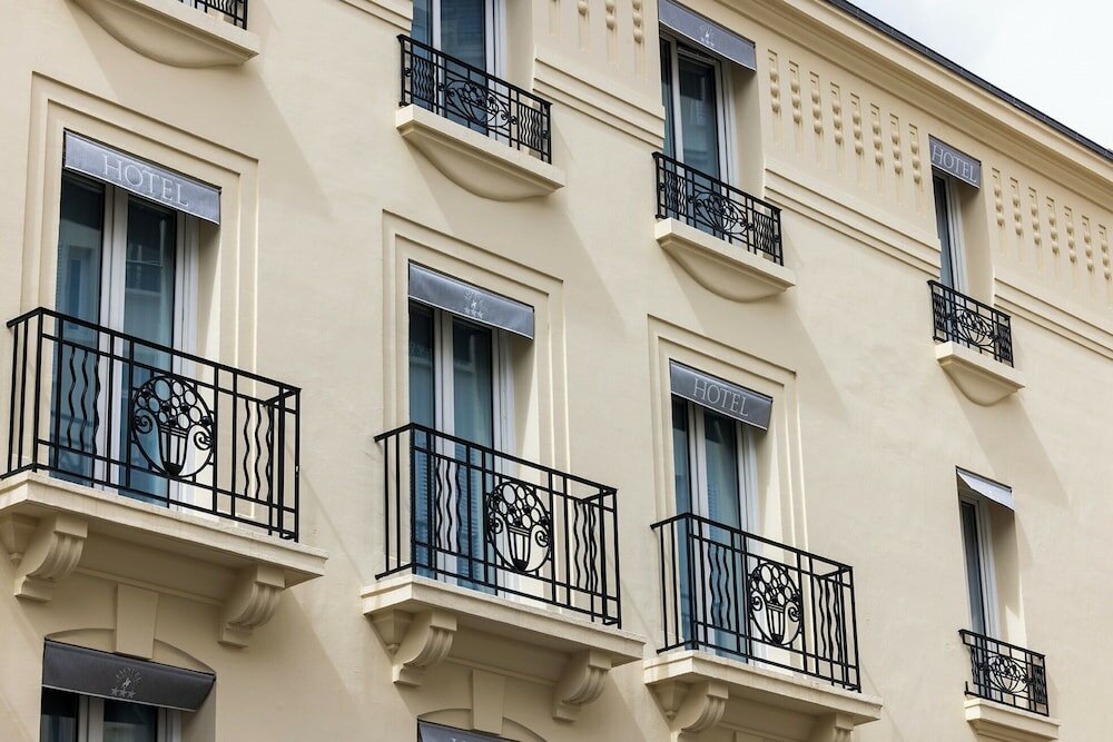 Фото Charlemagne