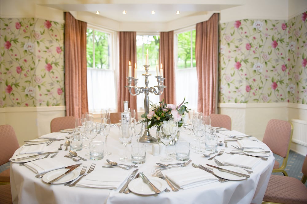 Фото Old Hall Hotel