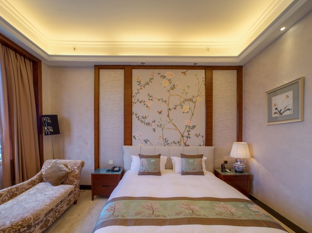 Фото Alice • Shuishanfang Honorableincomparadble Hotel
