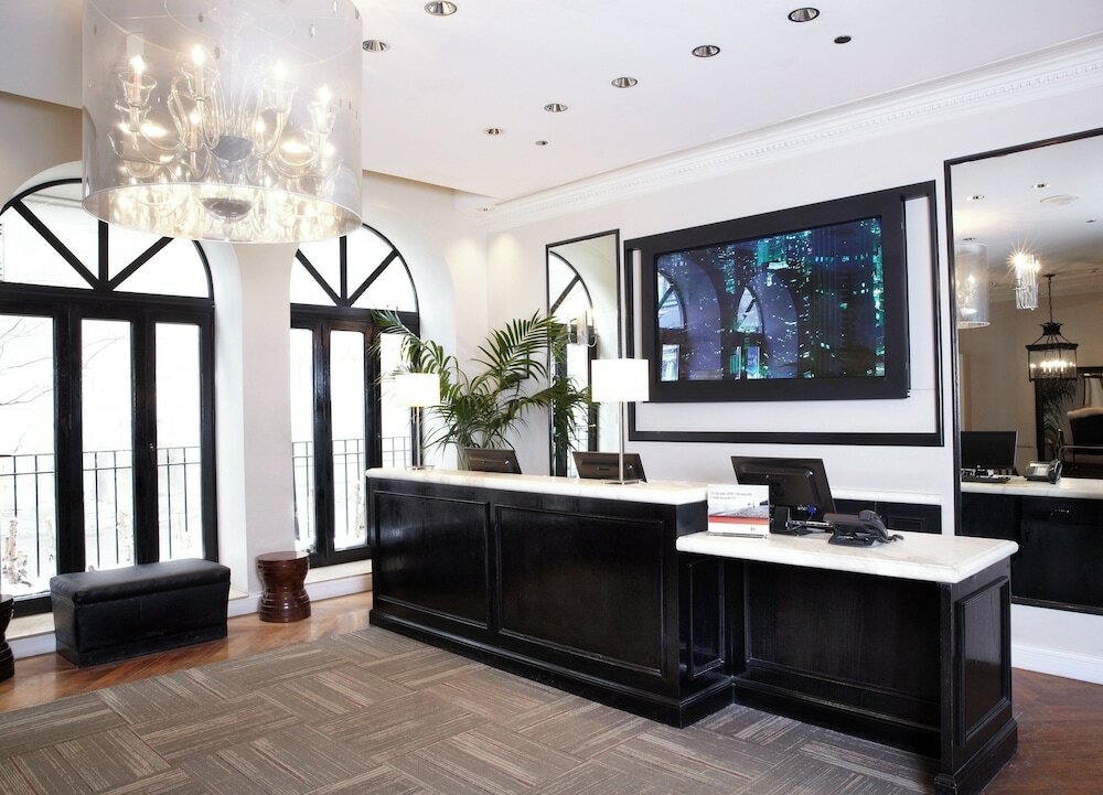 Фото Holiday Inn Express Chicago - Magnificent Mile, an Ihg Hotel