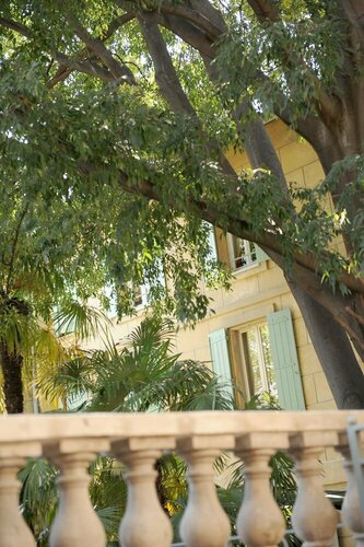 Гостиница Hotel SPA Le Calendal в Ниме