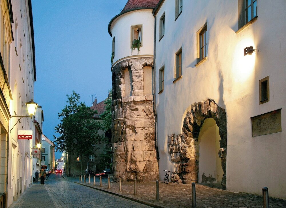 Фото ibis Regensburg City Hotel