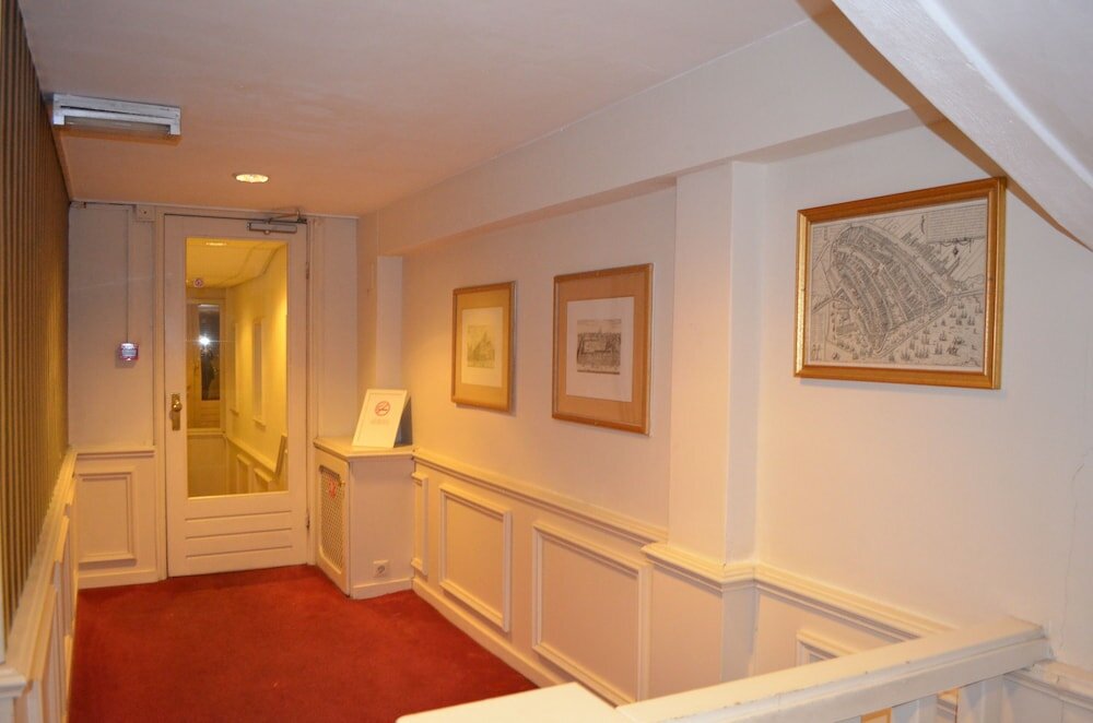 Фото Rembrandtplein Hotel