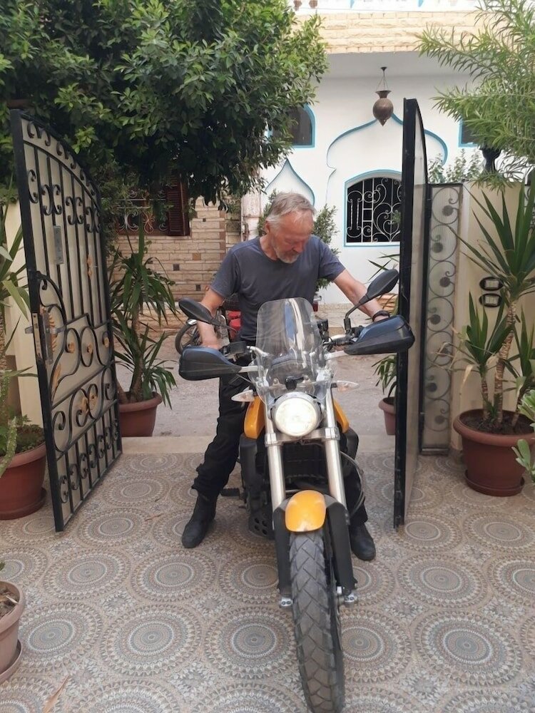 Фото Alhambra Hotel