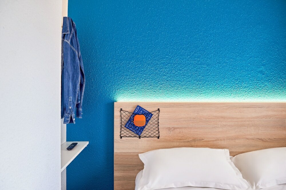 Фото HotelF1 Paris Porte de Châtillon