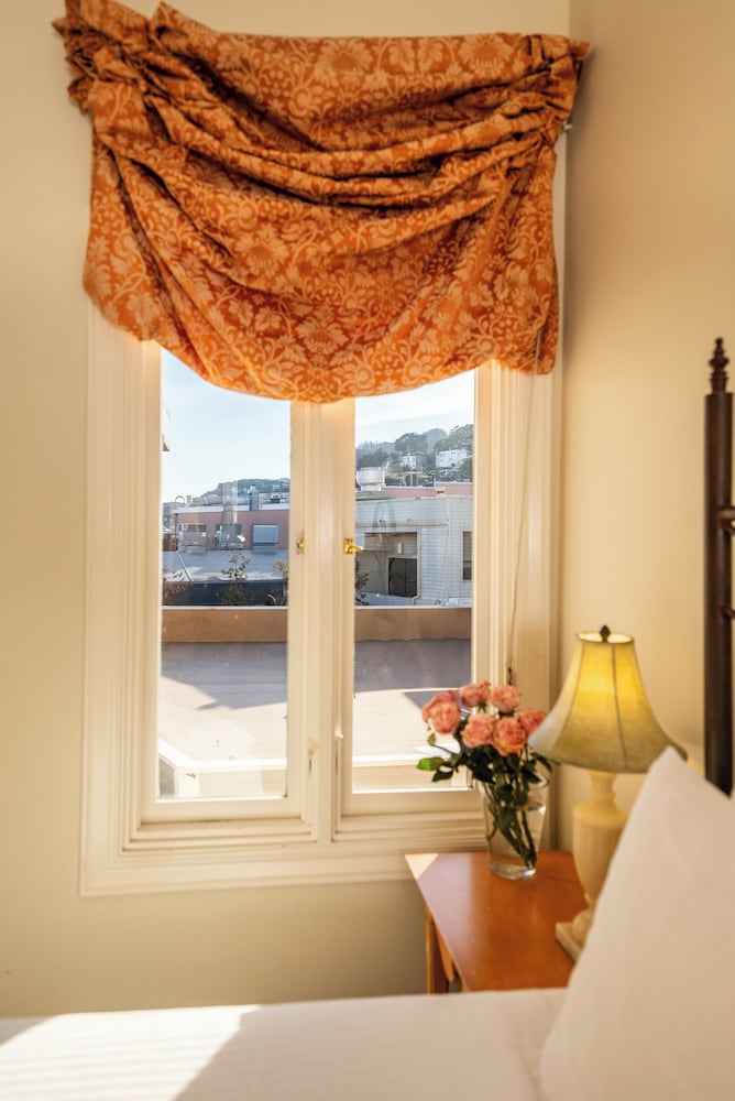 Фото Hotel Sausalito