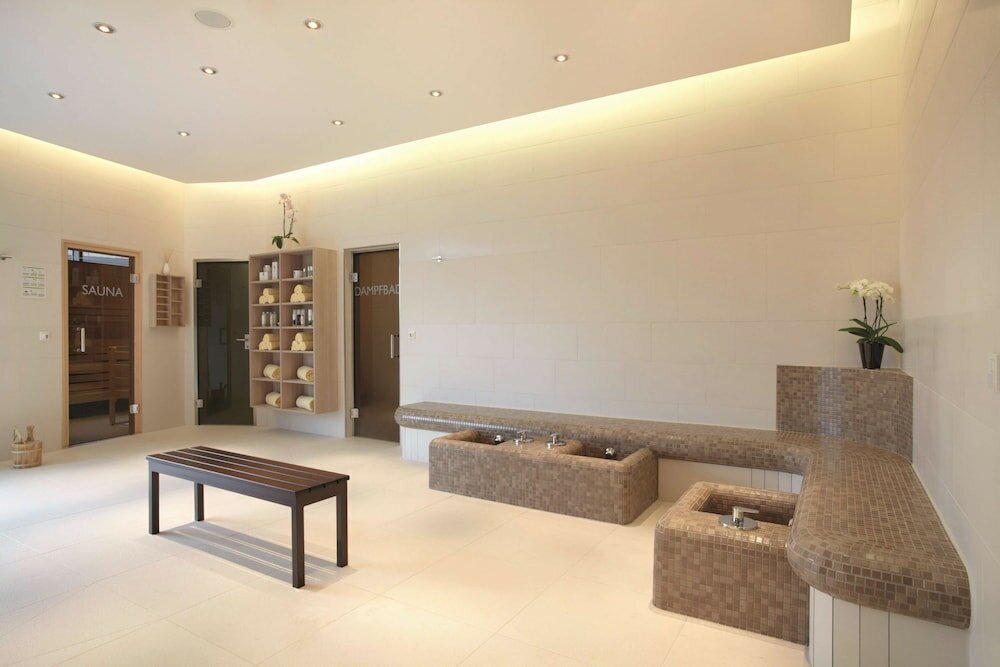 Фото Radisson Blu Hotel, Hamburg