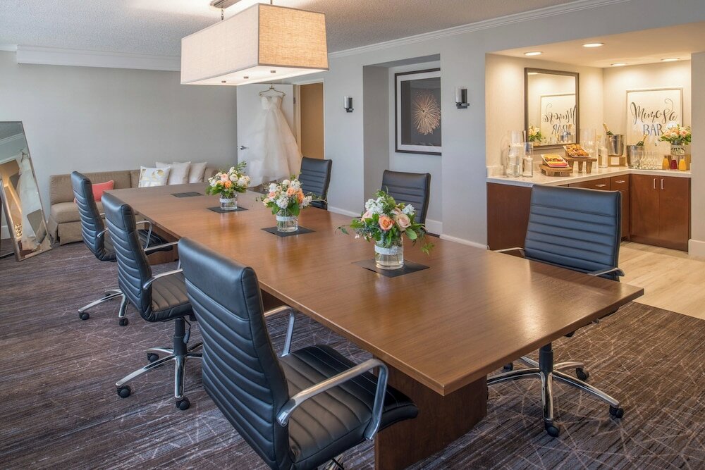 Фото Fullerton Marriott at California State University