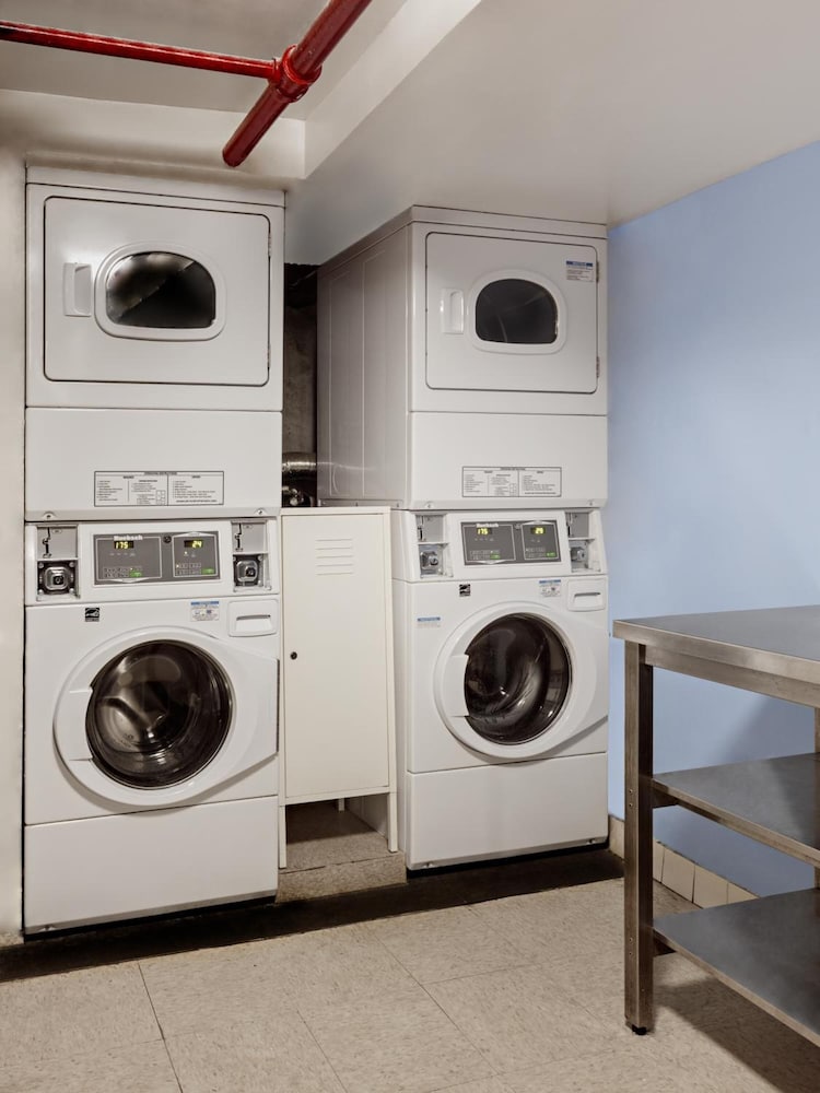 Фото Central Park West Hostel