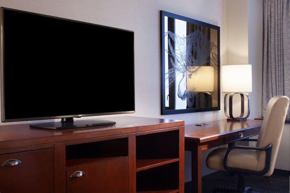 Фото Sheraton Anchorage Hotel & SPA