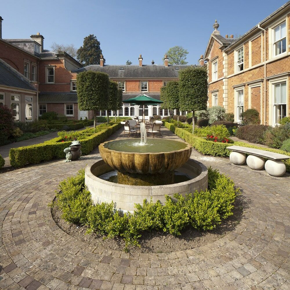 Фото Kilworth House hotel & Theatre