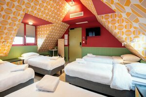 Гостиница Tourist Inn Budget Hotel - Hostel