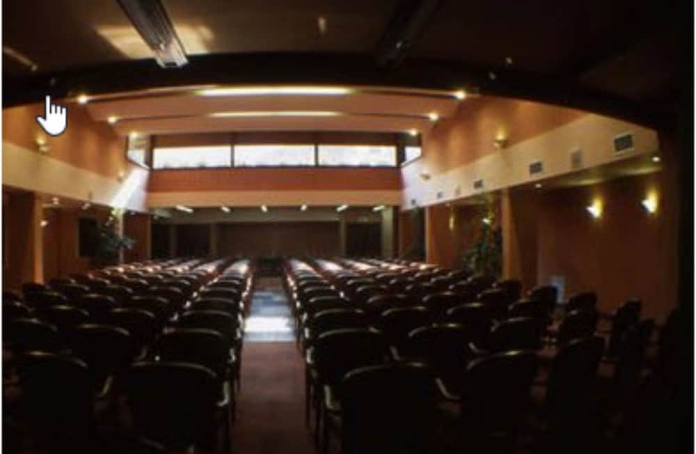 Фото Hotel Pavillon