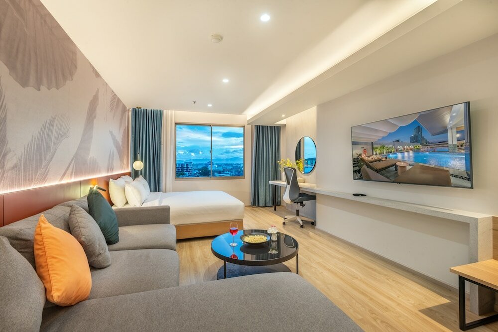 Фото Buri Sriphu Hotel & Convention Centre