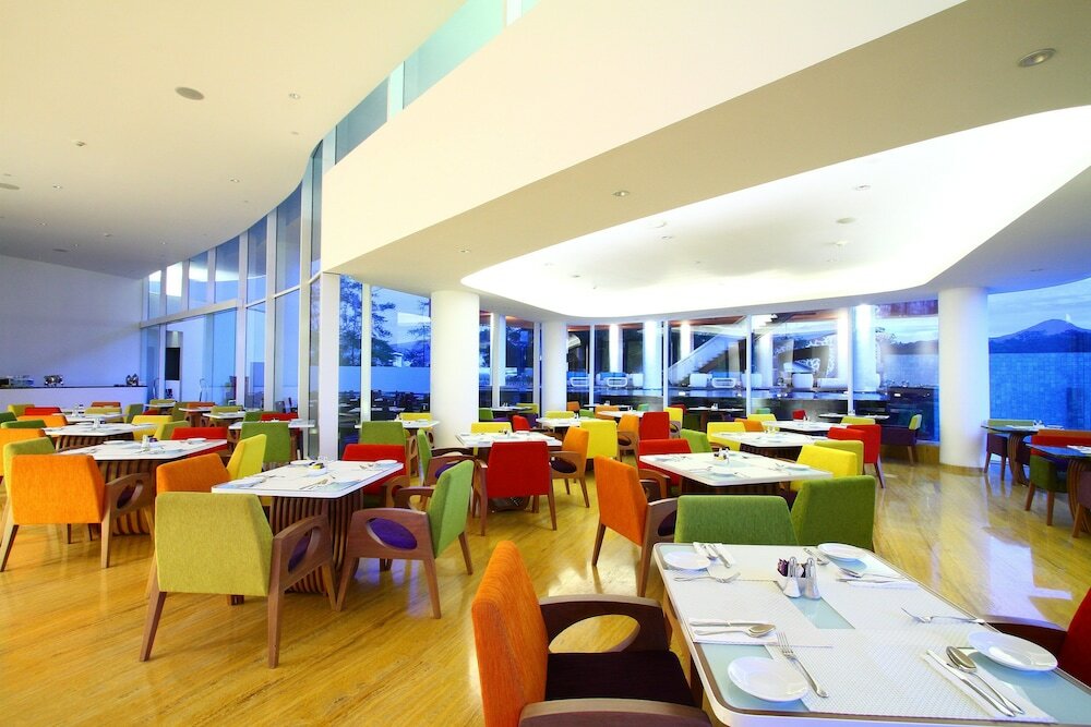 Фото Sensa Hotel