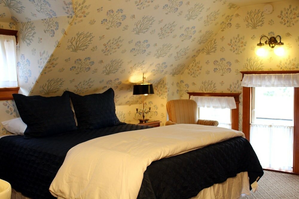 Фото Pacific Grove Inn