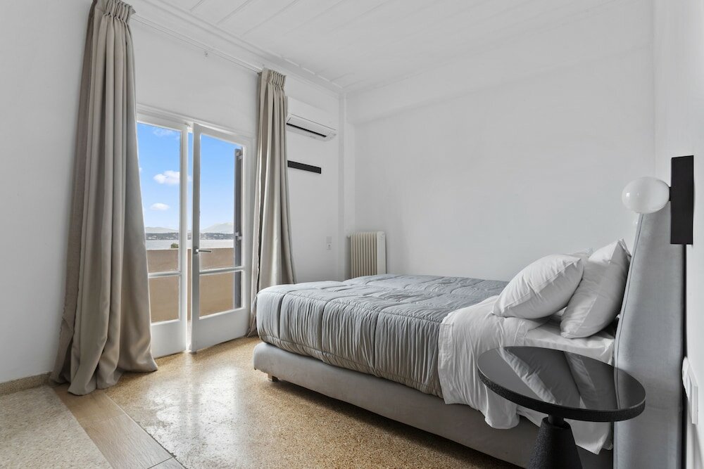 Фото Hotel Roumani