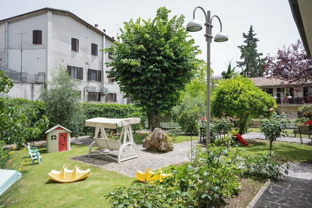 Фото отеля 4