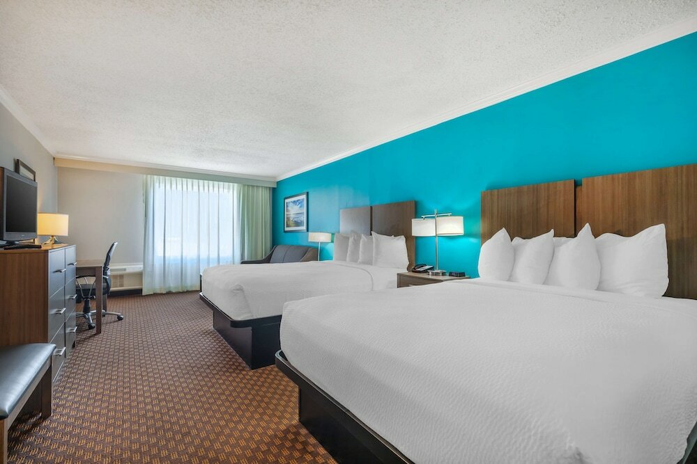 Фото Best Western Ocean City Hotel & Suites