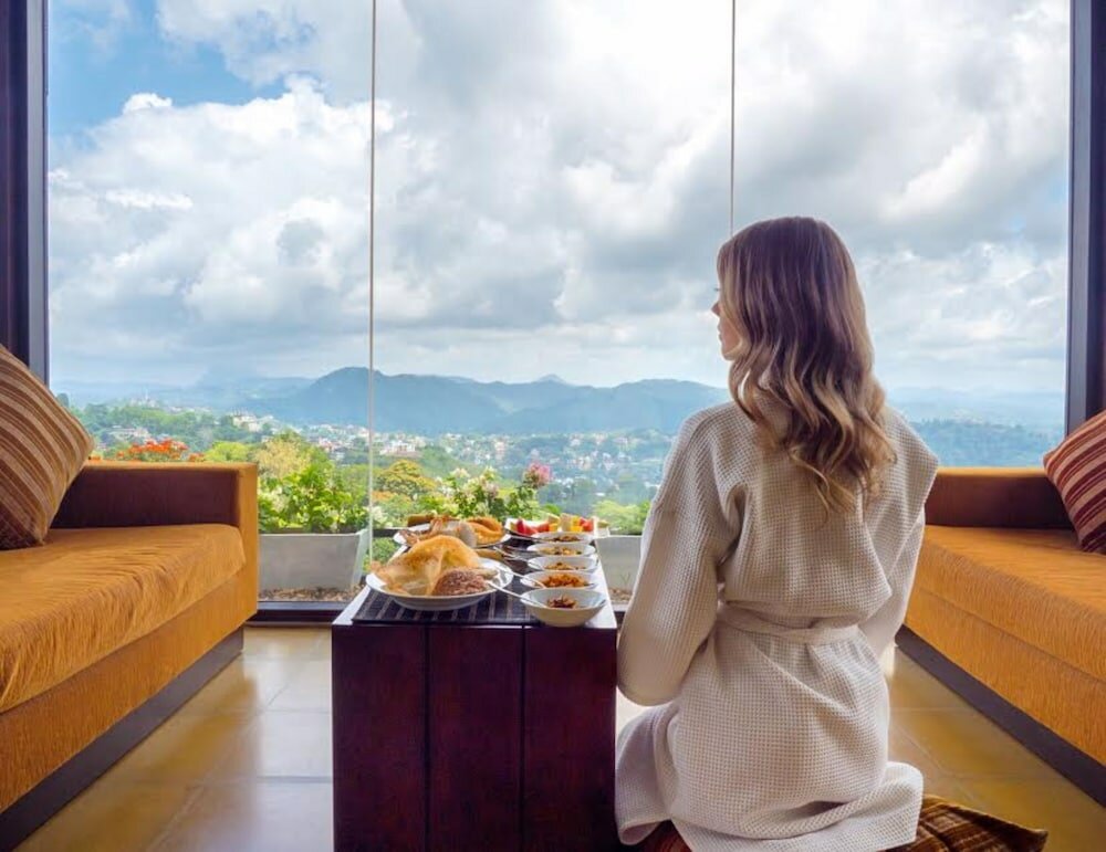 Фото Theva Residency