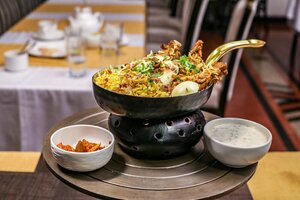 Гостиница Fariyas Hotel