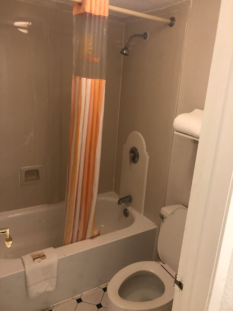 Фото La Quinta Inn by Wyndham Austin Oltorf