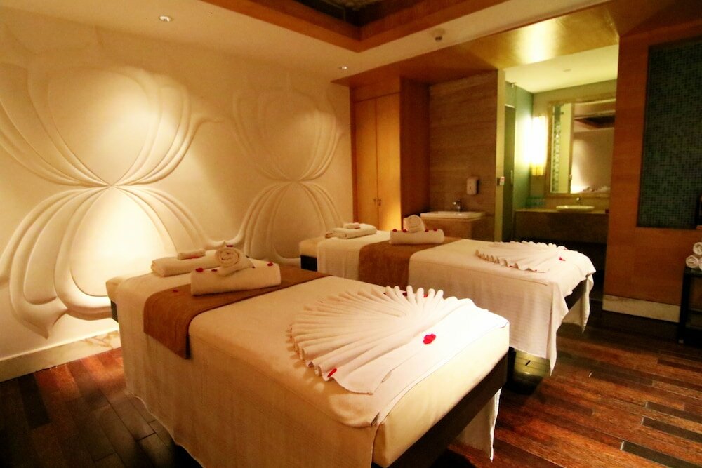 Фото Crowne Plaza New Delhi Okhla