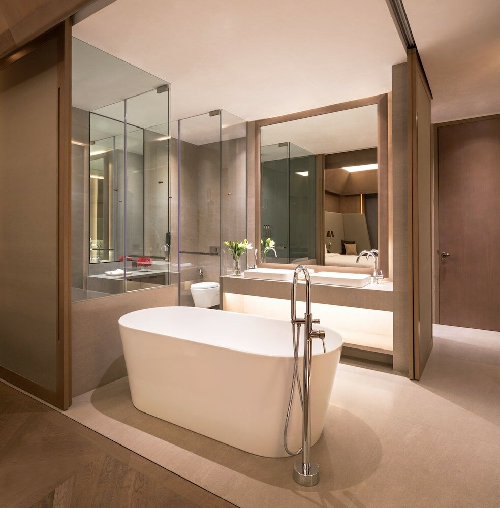 Фото The Roseate New Delhi