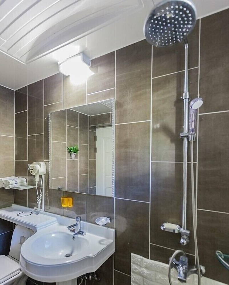 Фото Namhae Oceanview Pension