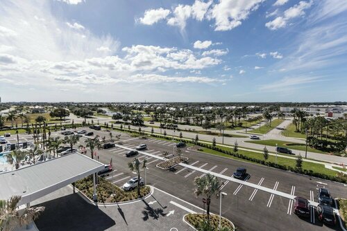 Гостиница TownePlace Suites by Marriott Port St. Lucie I-95 в Порт Сент Луси