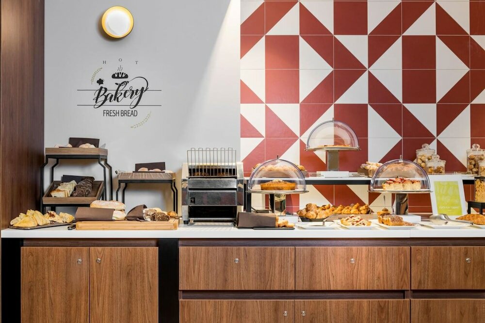 Фото Hotel Canada