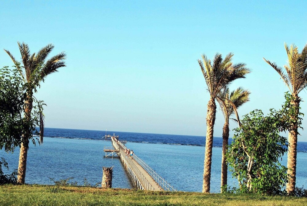 Фото Blend Elphistone Resort