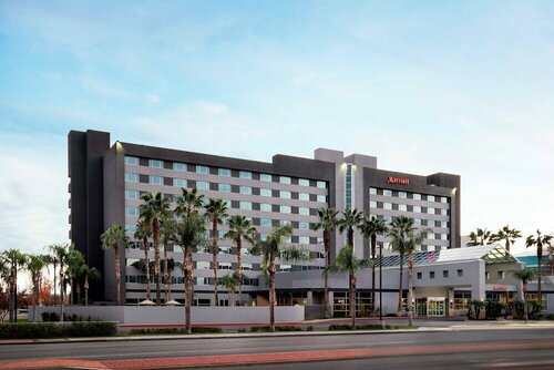 Гостиница Bakersfield Marriott at the Convention Center в Бэйкерсфилде