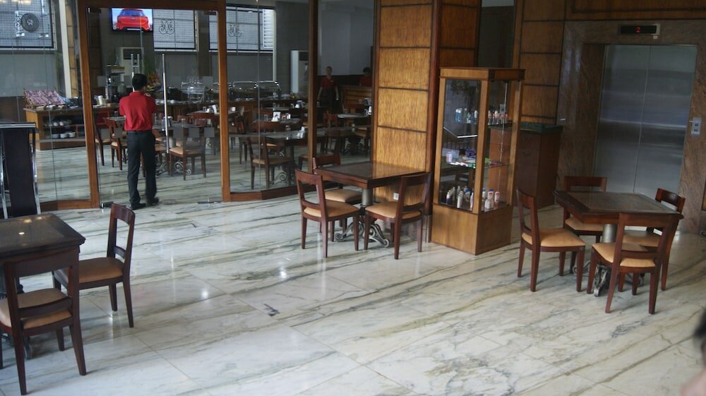 Фото Mj Hotel & Suites