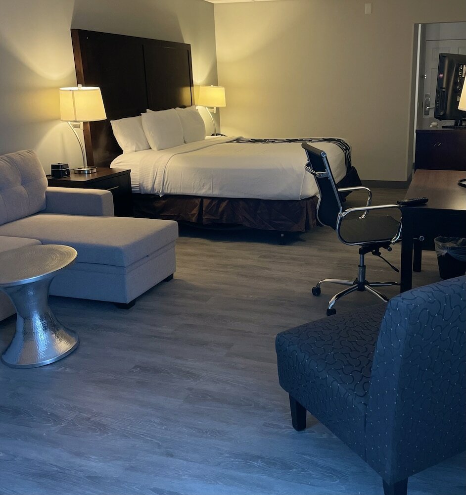 Фото La Quinta Inn by Wyndham Lynnwood