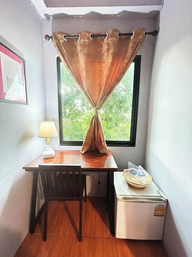 Фото Hide Bangkok Hostel