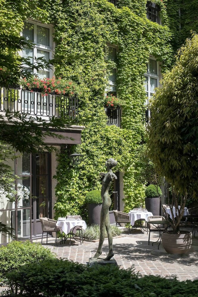 Фото Pavillon de La Reine