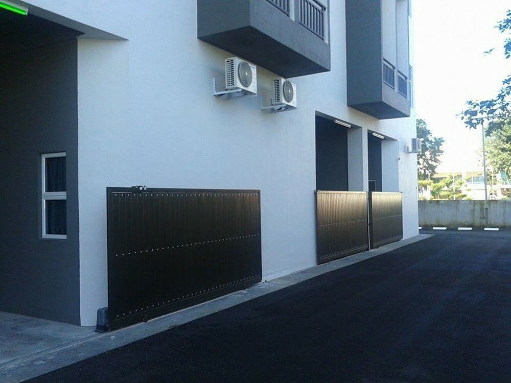 Фото Hotel Suria 18