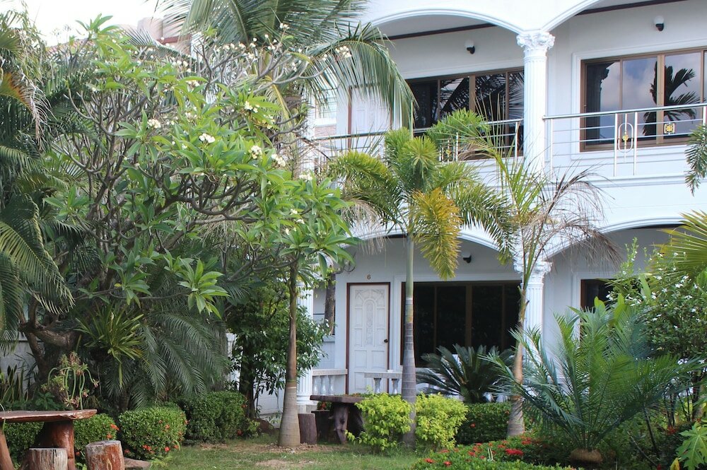 Фото White Elephant Resort