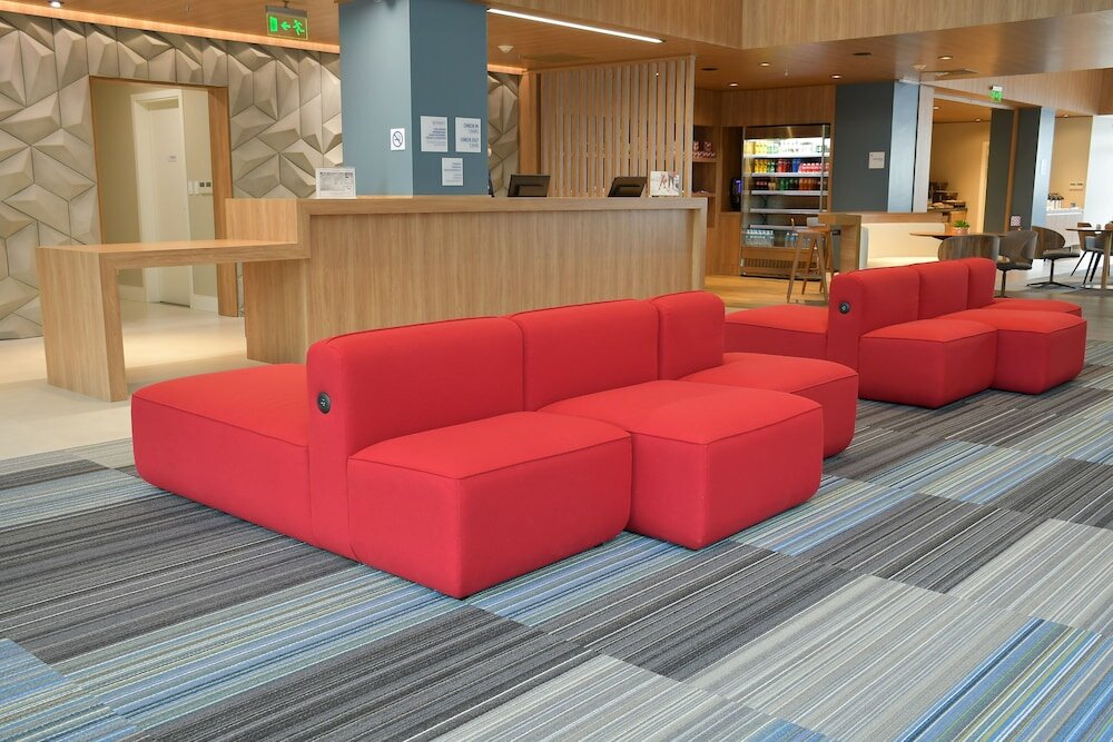 Фото Holiday Inn Express Asuncion Aviadores, an Ihg Hotel