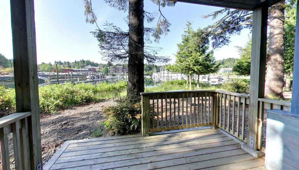 Фото Embarc Ucluelet