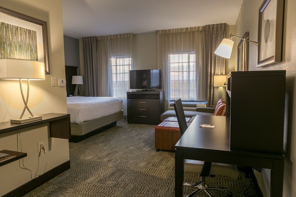 Фото Staybridge Suites Austin North - Parmer Lane, an Ihg Hotel