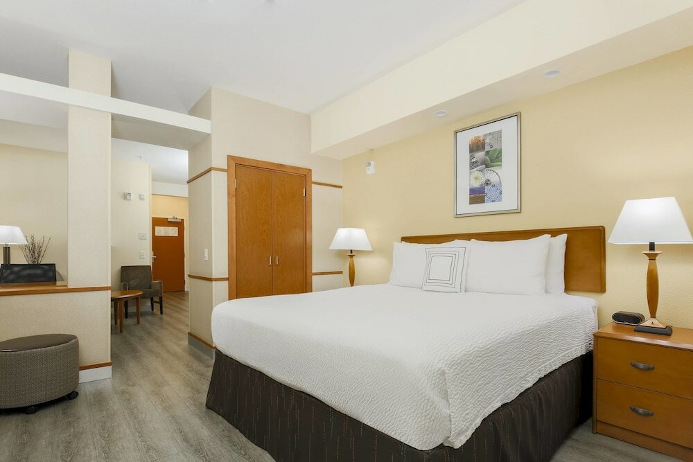 Фото Fairfield Inn & Suites Temecula by Marriott