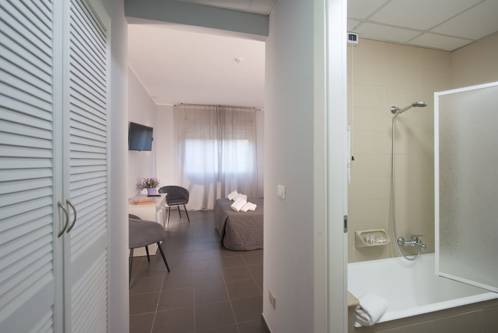 Фото Hotel President Sea Palace