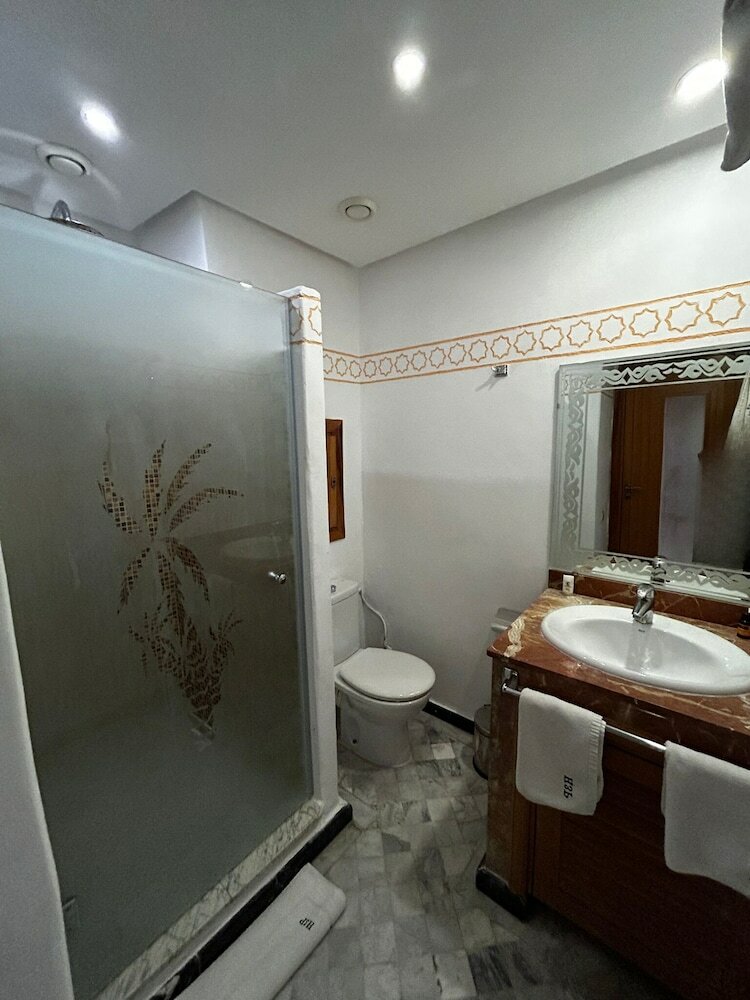 Фото Les Trois Palmiers