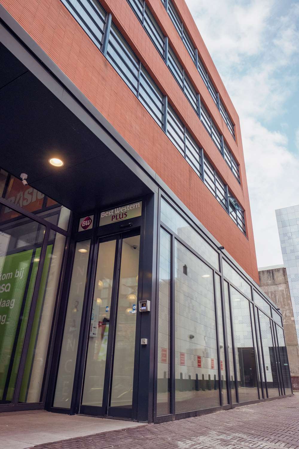 Фото Best Western Plus Plaza Den Haag City Center