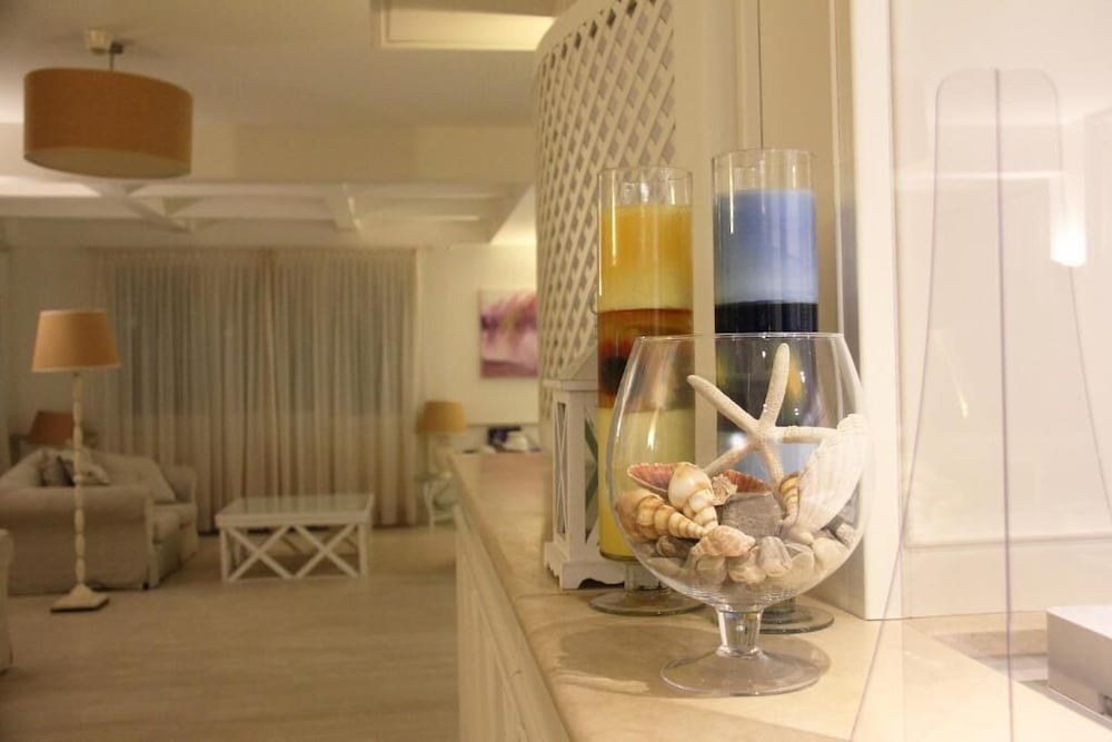 Фото Hotel Bijou