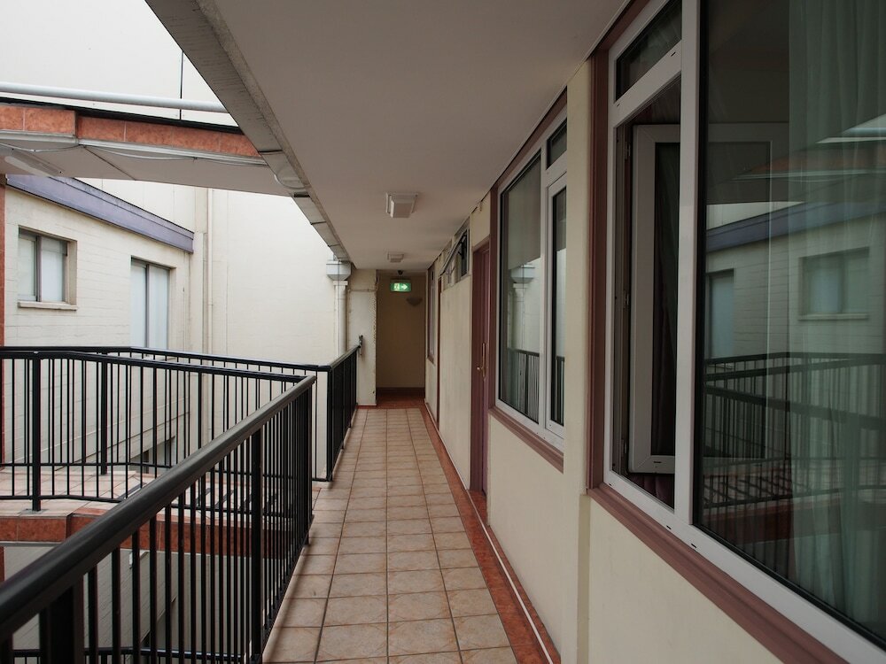 Фото Edgecliff Lodge Motel